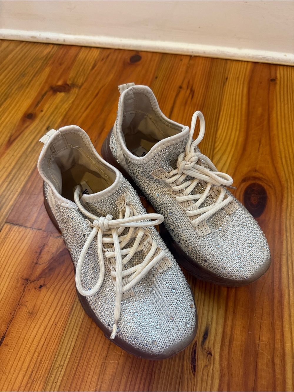 Very G Silver Sparkle Athletic Sneakers